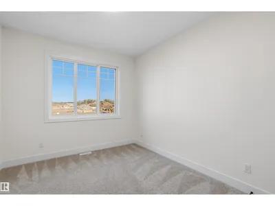 216 21 ST SW photo 47