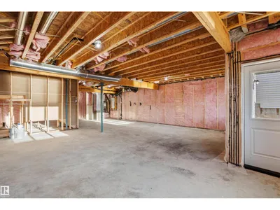216 21 ST SW photo 53