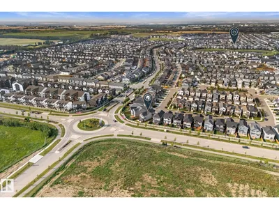 22373 92A AV NW photo 59