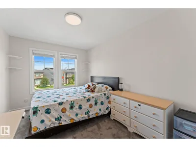 22373 92A AV NW photo 40
