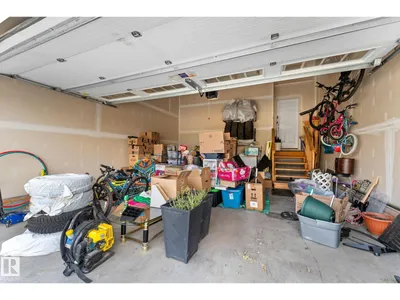 22373 92A AV NW photo 53