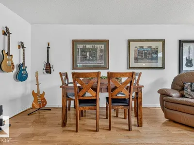 11131 35A AV NW photo 11