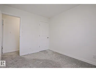 238 PRIMROSE GARDENS GD NW photo 28