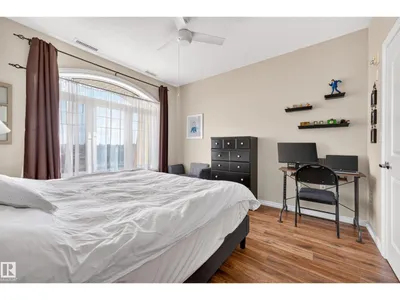 #420 9820 165 ST NW photo 24
