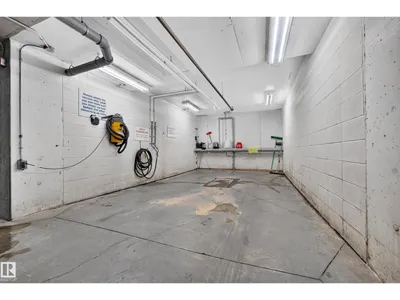 #420 9820 165 ST NW photo 37