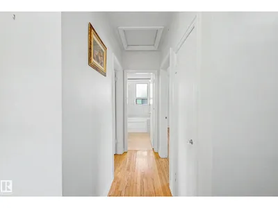 10830 138 ST NW photo 15