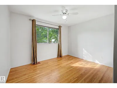 10830 138 ST NW photo 16