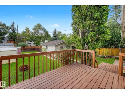 10830 138 ST NW photo 34