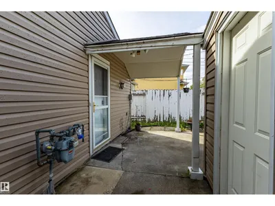 13004 114 ST NW photo 31