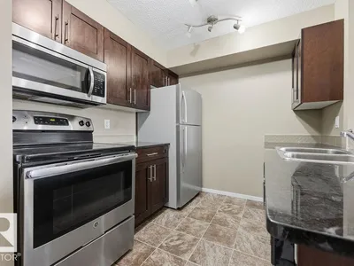 #210 5370 CHAPPELLE RD SW photo 6
