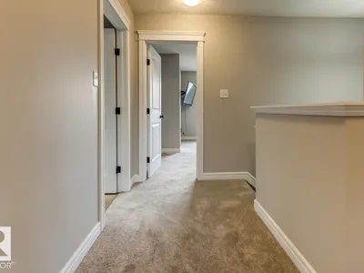 11612 17 AV SW photo 27