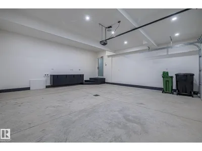 8815 142 ST NW photo 46