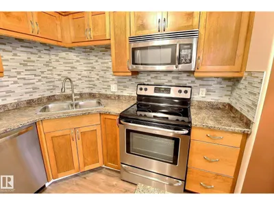 #1122 330 CLAREVIEW STATION DR NW photo 10