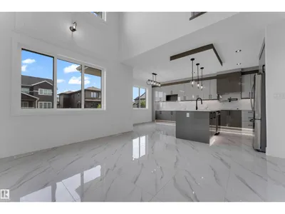 202 Linden LO photo 21