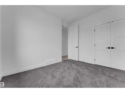 202 Linden LO photo 30