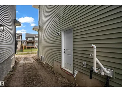 202 Linden LO photo 31