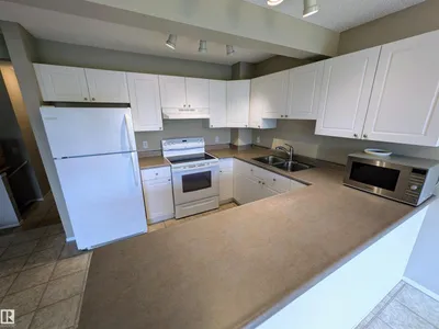 67 VENTURA ST photo 12