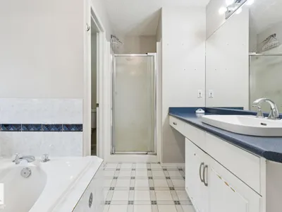 1190 POTTER GREENS DR NW photo 28