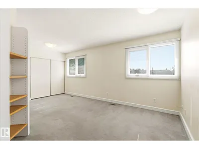 241 GREENOCH CR NW photo 26