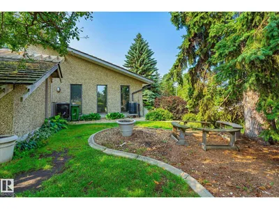 241 GREENOCH CR NW photo 49