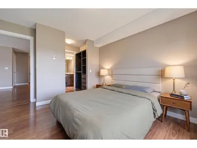 #415 11820 22 AV SW photo 11