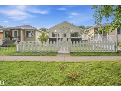 Parkdale (Edmonton) photo 42