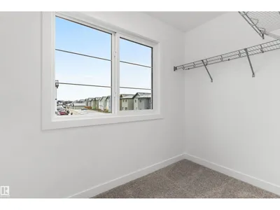 19131 20 AV NW photo 34