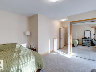 14002 106 AV NW photo 21