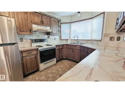 3031 79 ST NW NW photo 9