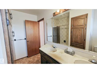 3031 79 ST NW NW photo 23