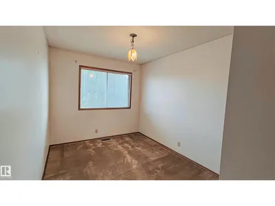 3031 79 ST NW NW photo 15