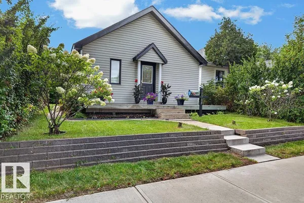 12768 118 ST NW photo 2