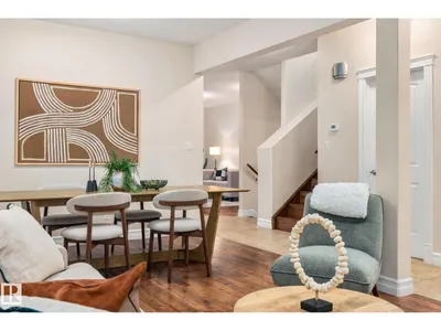 10143 123 ST NW photo 17
