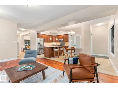 10143 123 ST NW photo 25