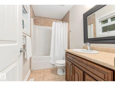 10143 123 ST NW photo 34