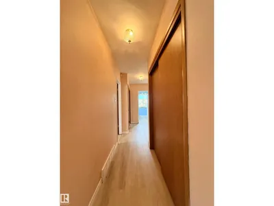 3834 110 AV NW photo 14