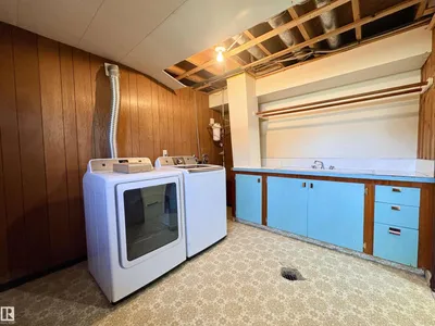 3834 110 AV NW photo 43