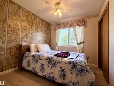 3834 110 AV NW photo 15