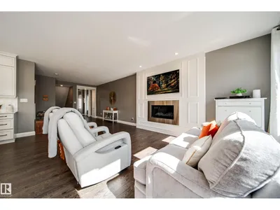 17707 9A AV SW photo 17