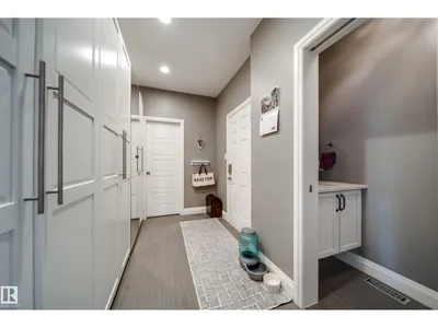 17707 9A AV SW photo 46
