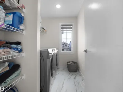 3724 214 ST NW photo 19