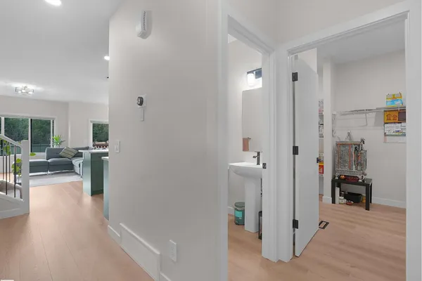 3724 214 ST NW photo 3