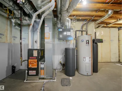 3724 214 ST NW photo 34