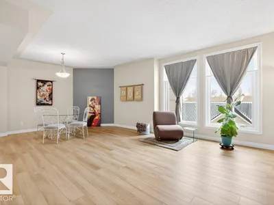 #408 9020 JASPER AV NW photo 17