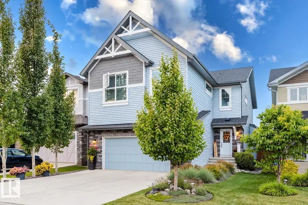 15820 15 AV SW photo 2