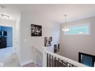 15820 15 AV SW photo 22