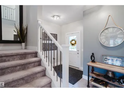 15820 15 AV SW photo 21