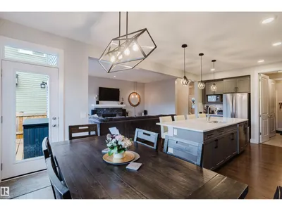15820 15 AV SW photo 15