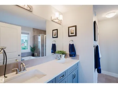 15820 15 AV SW photo 27