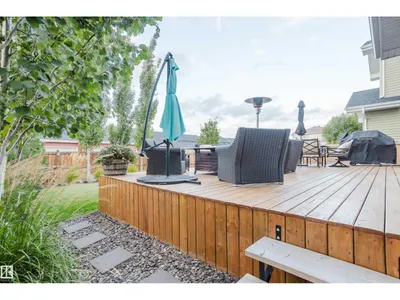 15820 15 AV SW photo 58